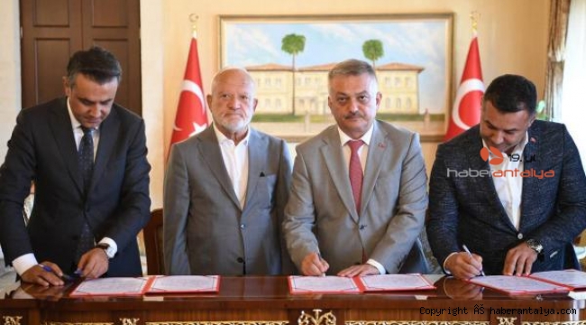 Alanyalı hayırsever, ilçeye meslek lisesi yaptıracak