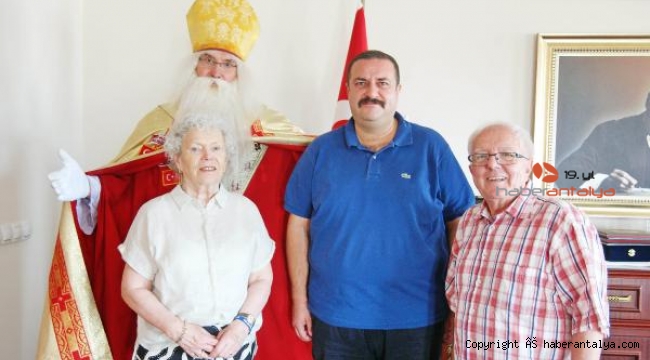 Alman Noel Baba 23. kez Demre'de