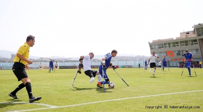Ampute Futbol Dünya Kupası'nda Antalyalı hakem