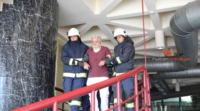 Antalya Şehirlerarası Otobüs terminalinde deprem tatbikatı