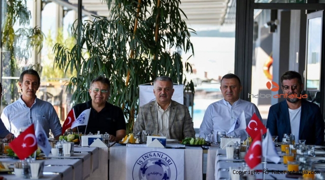 Antalya Valisi Ersin Yazıcı: "Çocuklarımız iyi insan olamazlarsa iyi bir doktor, iyi bir mühendis olamazlar"