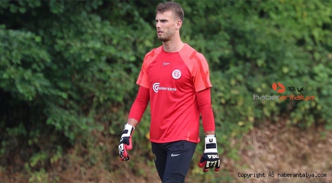 Antalyaspor, kaleci Sousa'yı Bodrumspor'a kiraladı