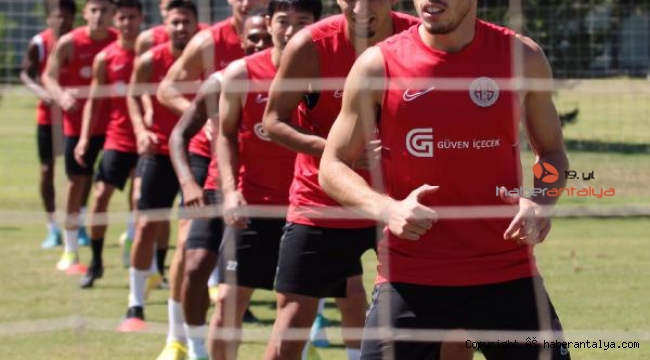 Antalyaspor'da sakatlar can sıkıyor