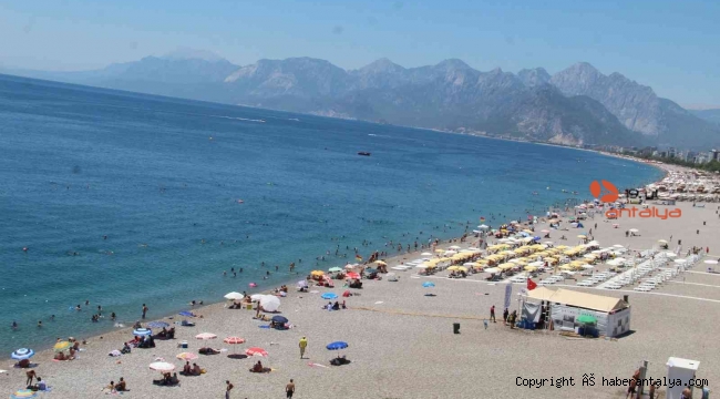 Antalya'ya gelen turist sayısı 9 milyonu geçti, hedef 12 milyon