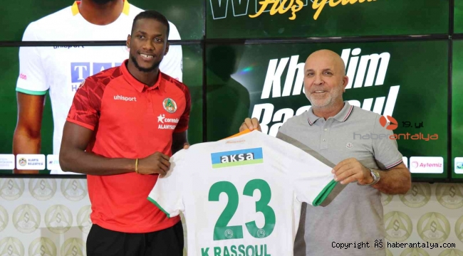 Corendon Alanyaspor, Khadim Rassoul'u transfer etti