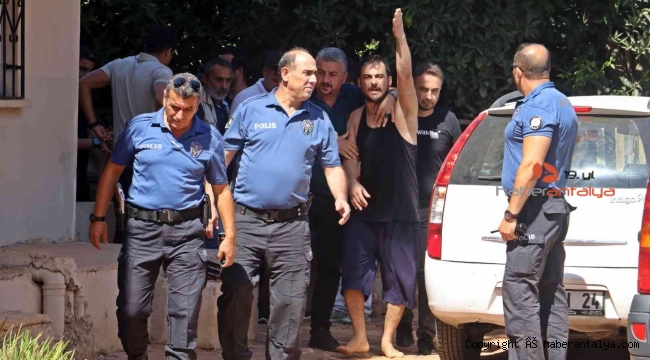 Eşi ve çocuklarını ekmek bıçağıyla rehin aldı; 'Karakola götüre götüre evde bıçak kalmadı" dedi
