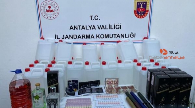 Jandarmadan sahte alkol operasyonu, yüzlerce kilogram ele geçirildi