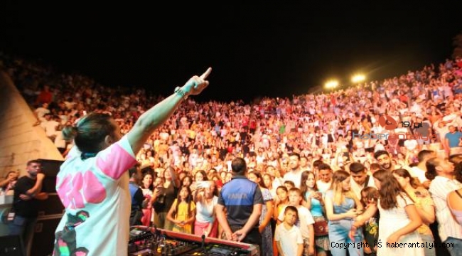 Kaş Gençlik Festivali başladı