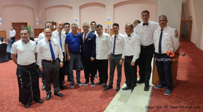Kemer'de turizm ve geleceği konuşuldu