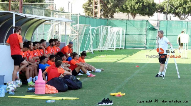 Kepez Belediyespor'un ilk deplasman heyecanı
