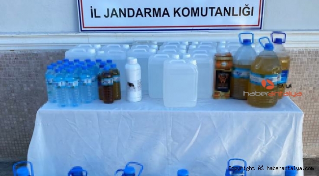 Kitapçı görünümlü iş yerine kaçak içki operasyonu