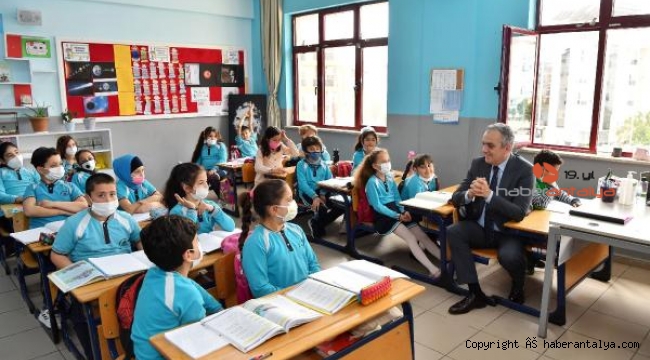 Konyaaltı'nda okullar yeni döneme hazır