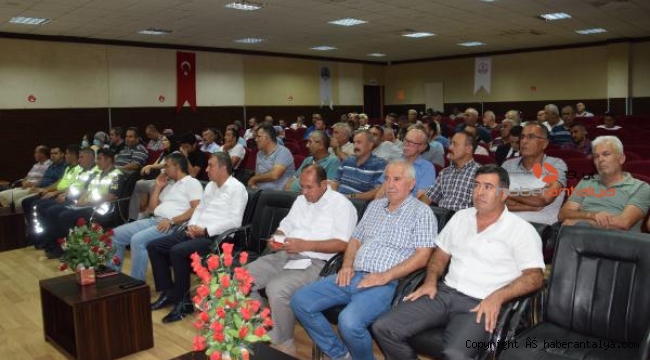Kumluca'da servis şoförlerine eğitim
