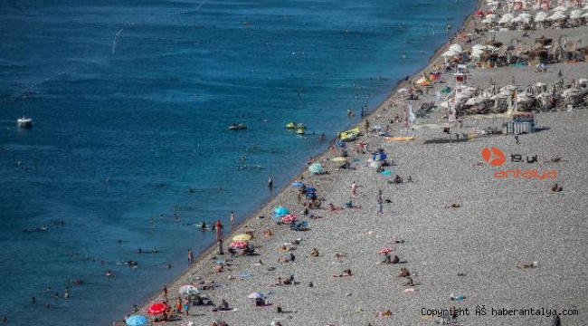 Okullar açıldı, sahiller yabancı turistlere kaldı