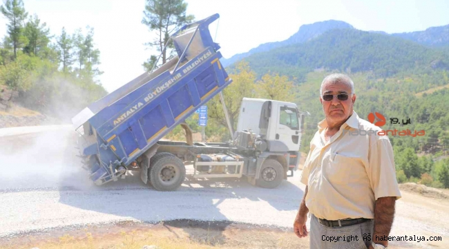 Serik'te 30 kilometrelik grup yolu asfaltlanıyor