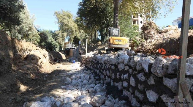 Alanya Belediyesi Yarderesindeki çalışmalara hızla devam ediyor