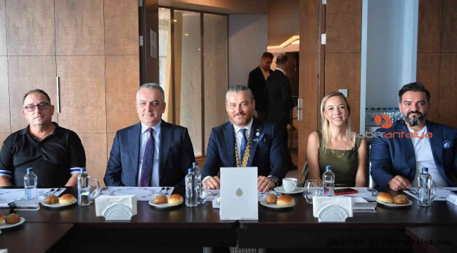 Başkan Esen: "Küçük esnaf kazansın"