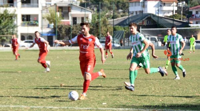 Demrespor, Antalya Minik Kramponlarspor ile puanları paylaştı