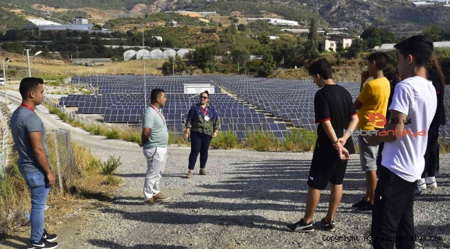 Liseli öğrencilerden GES'e ziyaret