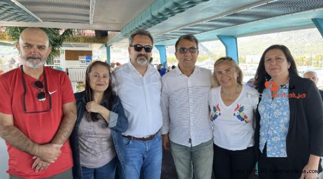 Onkoloji hastaları tekne turuyla moral buldu