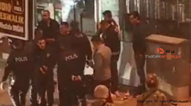 Polis, silahlı saldırganı vurup etkisiz hale getirdi