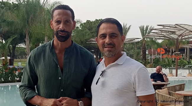 Rio Ferdinand Antalya’da tatilde