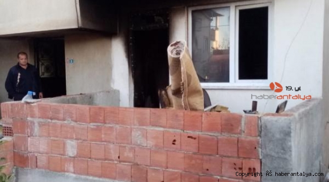 Sobadan çıkan yangında alevler evi sardı