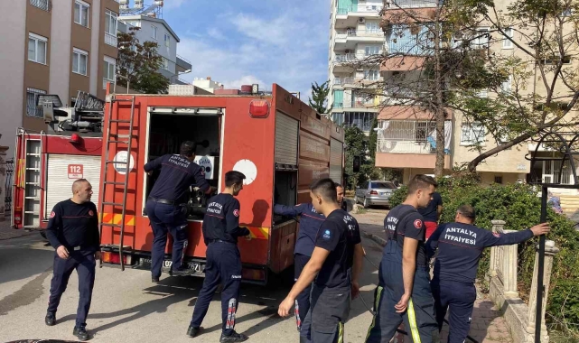 5 katlı binadaki yangın korkuttu
