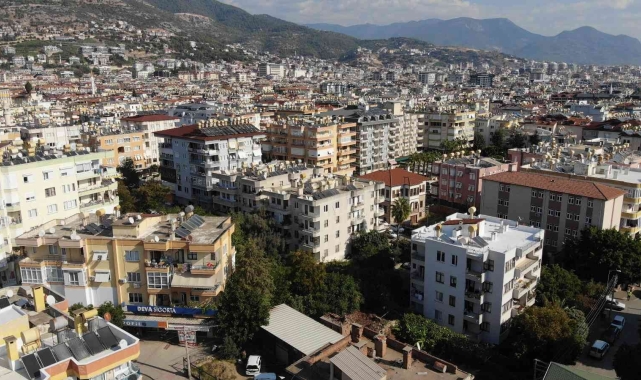 Alanya'da konut sahibi yabancılar mülklerini günlük ve aylık kiraya veriyor
