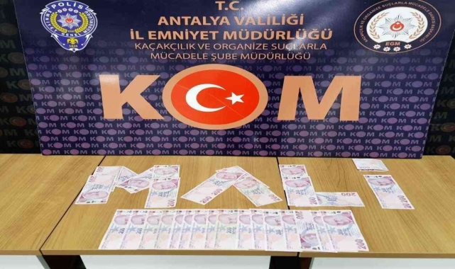 Antalya'da kalpazan operasyonu ! 
