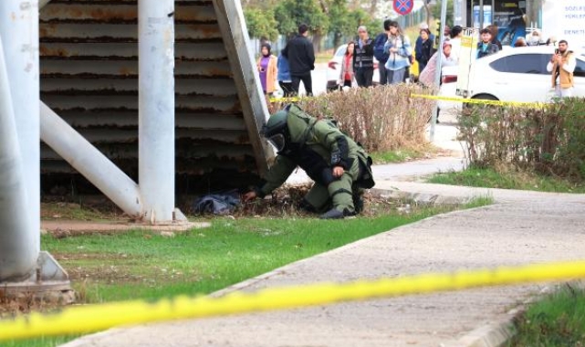 Antalya'da üst geçitte bomba paniği !
