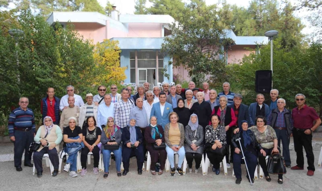 Başkan Tütüncü, Antalya Pil Fabrikası emektarlarıyla bir araya geldi
