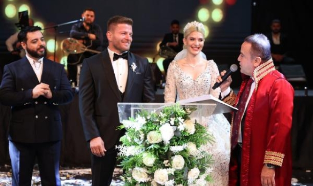 Başpehlivan İsmail Balaban ile İlayda Şeker evlendi, nikahı Muhittin Böcek kıydı