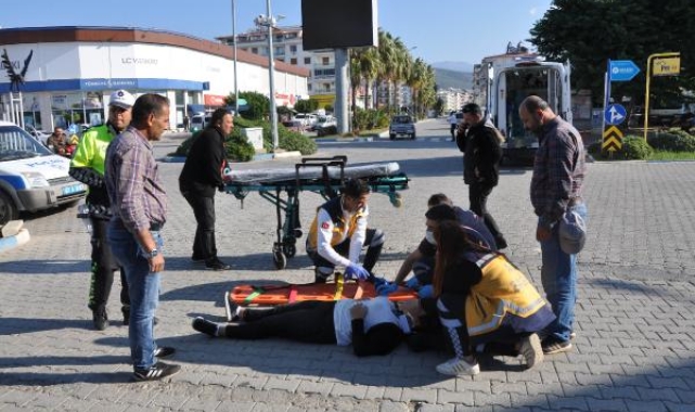Gazipaşa'da Motosiklet devrildi, genç kadın yaralandı 