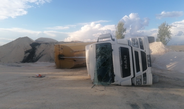 Hazır beton şantiyesinde korkutan kaza 