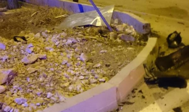Kamyonetle hafif ticari araç çarpıştı; Berk öldü, 3 kişi yaralı !