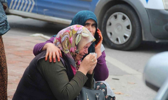Kazada ağır yaralandı, vatandaşlar seferber oldu