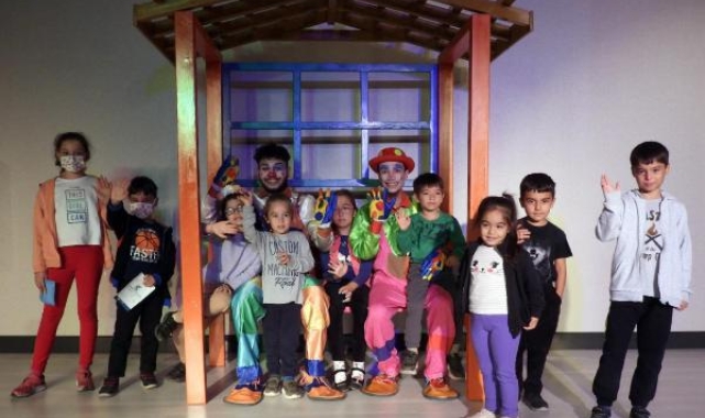 KBT'den çocuklara oyun hediyesi