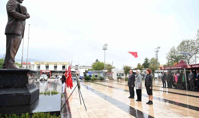 Kemer'de öğretmenler unutulmadı