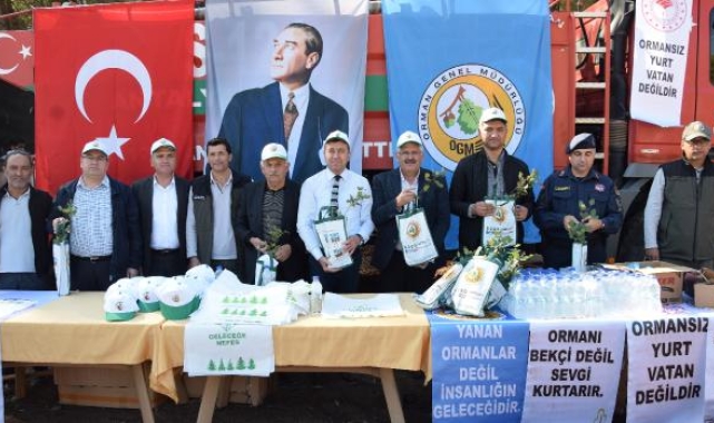 Kumluca'da fidan dikim etkinliği