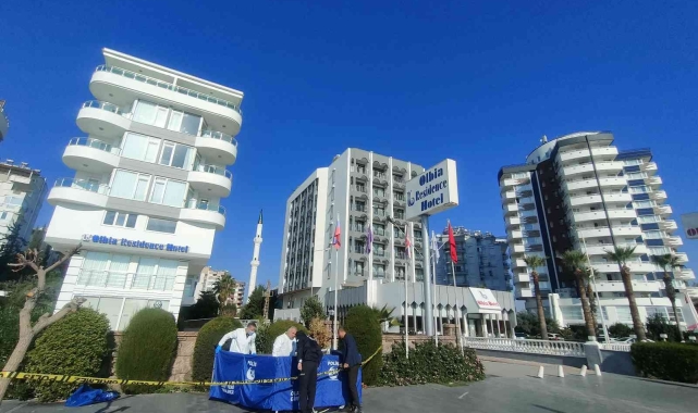 Oteller bölgesinde yaşadığı bankta ölü bulundu