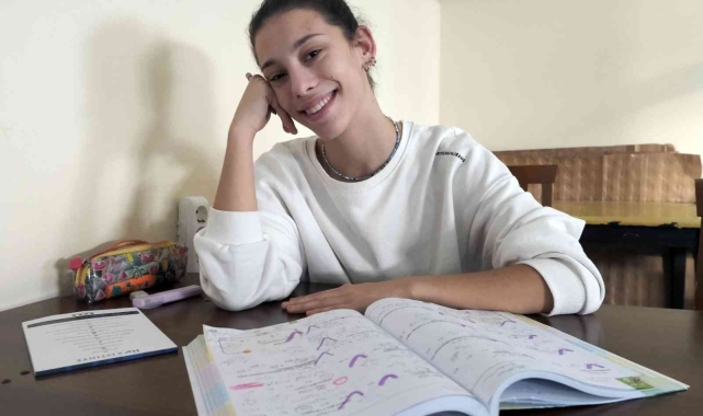17 yaşındaki filenin sultanı, hukuk okumak istiyor