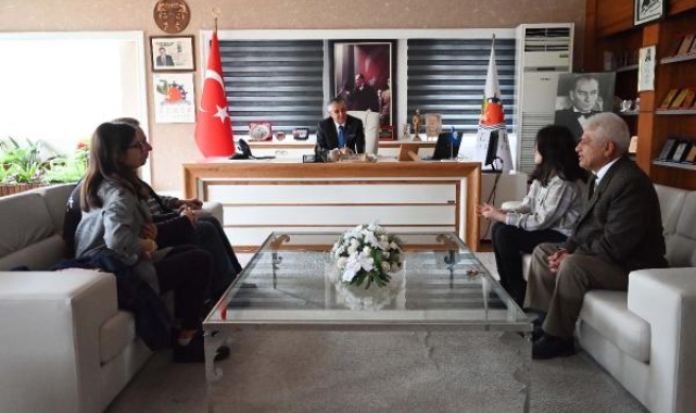 AKÜNSAT'tan Başkan Topaloğlu'na ziyaret