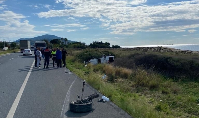Alanya'da çarpışan otomobiller şarampole savruldu, korkulan olmadı 