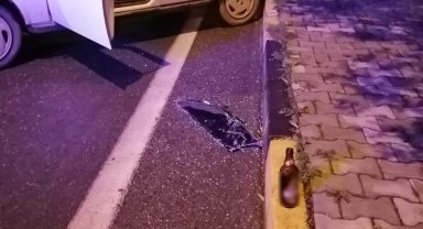 Alkollü ve ehliyetsiz şahıs arkadaşının aracını zorla aldı, kaza yaptı !