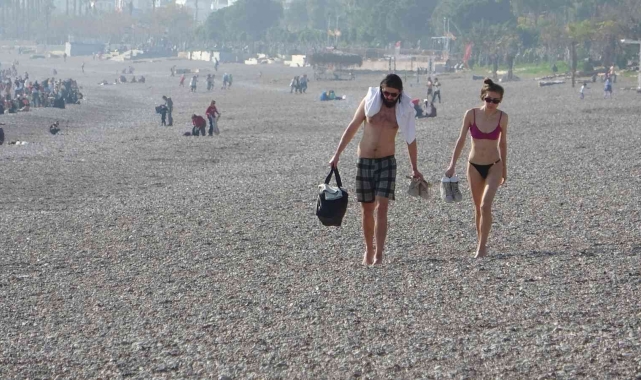 Antalya'da Aralık ortasında kıskandıran görüntüler