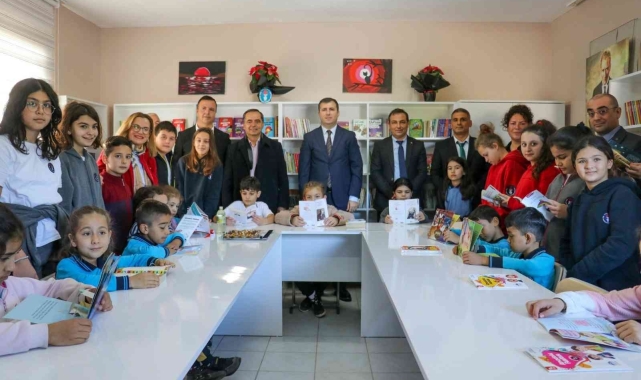 Asarcık İlkokulu kütüphanesine kavuştu