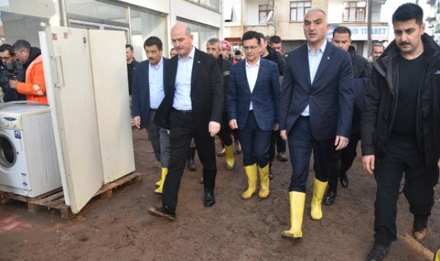 Bakanlar da afet bölgesinde; 'Ne gerekiyorsa yapacağız'