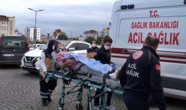 Bankta otururken yanına gelen iki kişi hem darp hem gasp etti !