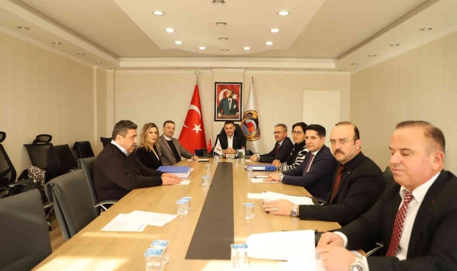 Başkan Yücel: "Rekor bütçeyle mega projeler kazandırmaya devam edeceğiz"